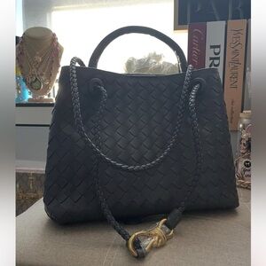 🌟Charcoal Grey Woven Fashion Handbag🌟NEW